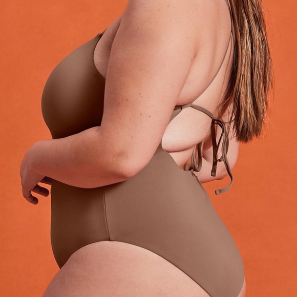 GIRLFRIEND COLLECTIVE Clemente One Piece Swimsuit in Equator - Picture 3 of 5